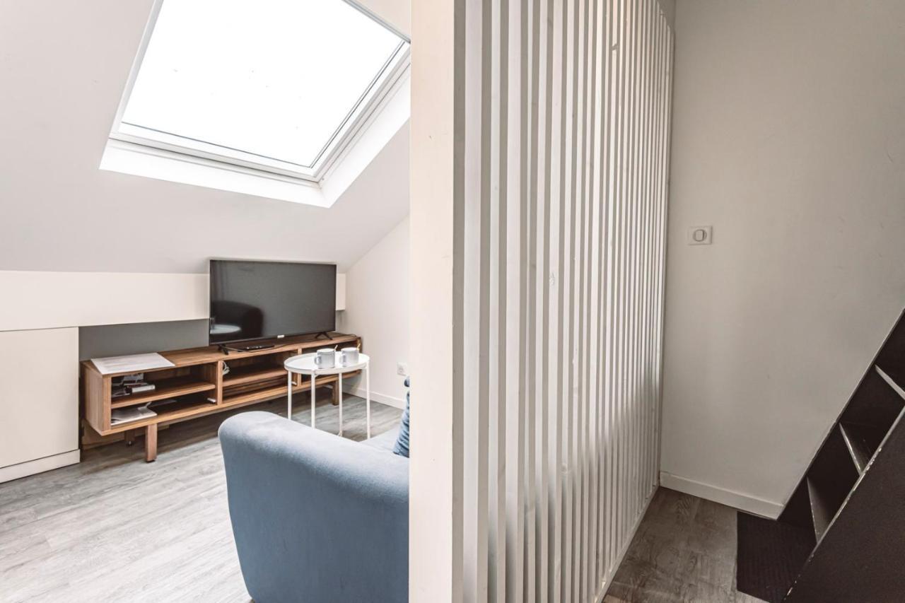 Le Coquet Logement Climatise Face A La Cathedrale - 3G ランス エクステリア 写真