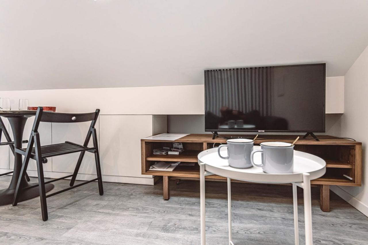 Le Coquet Logement Climatise Face A La Cathedrale - 3G ランス エクステリア 写真